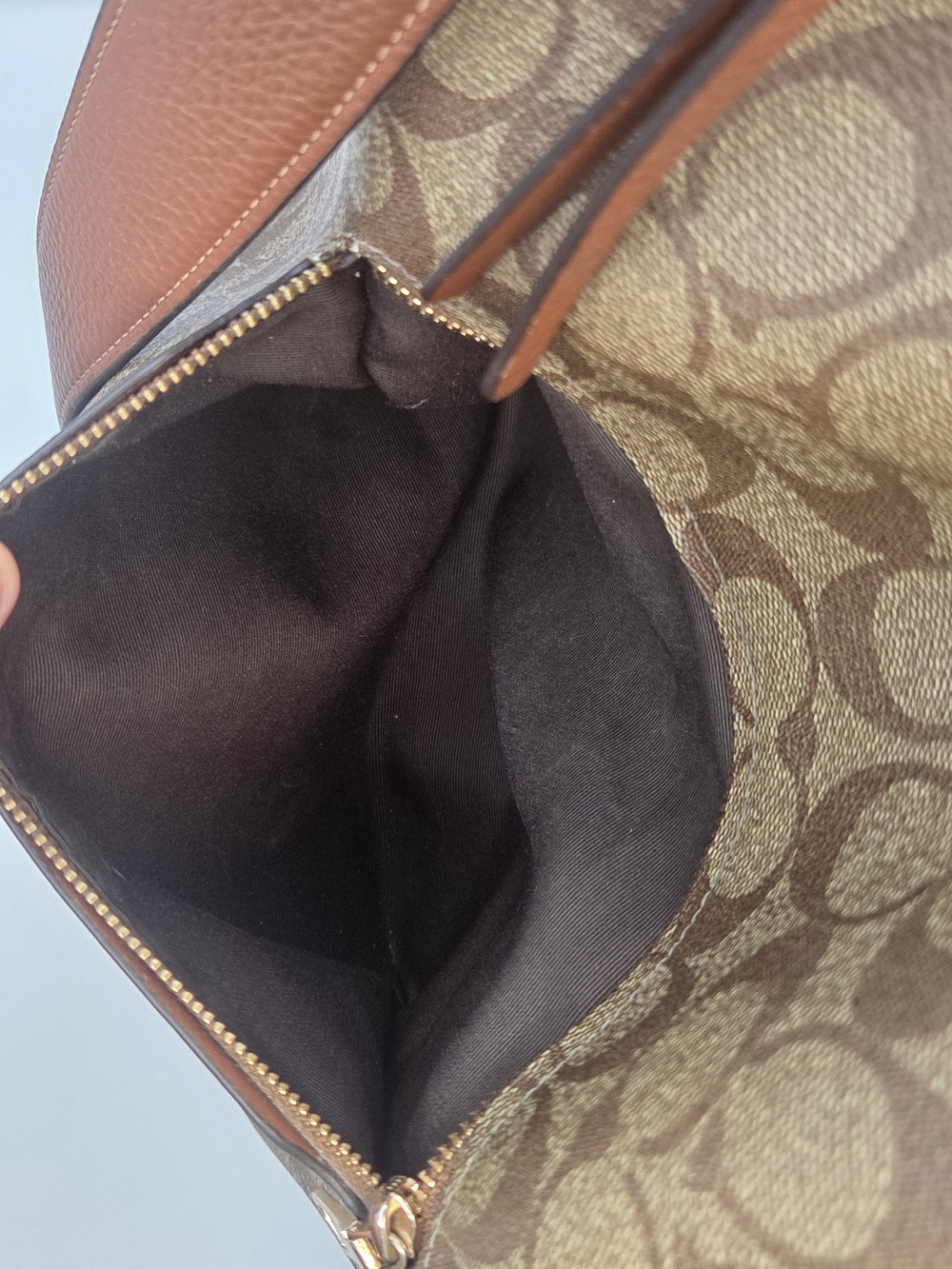 Coach Val Duffle In Signature Canvas - Picture 8 of 8